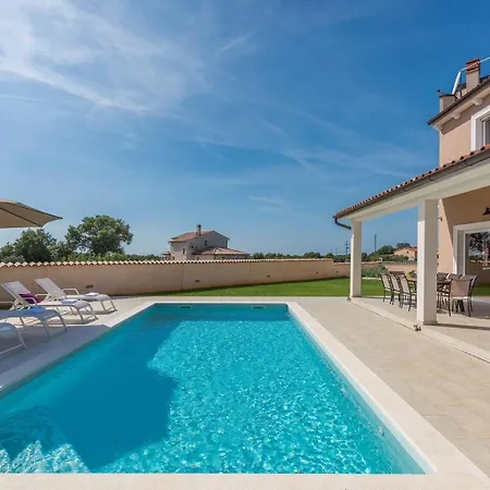 Villa Magica Loborika