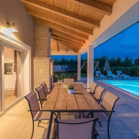 Magica Villa Loborika